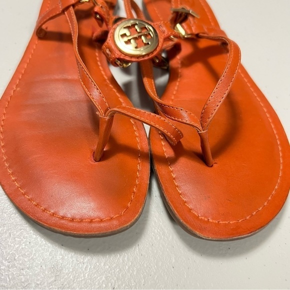 Tory Burch Ali Leather Sandals - Picture 9 of 13